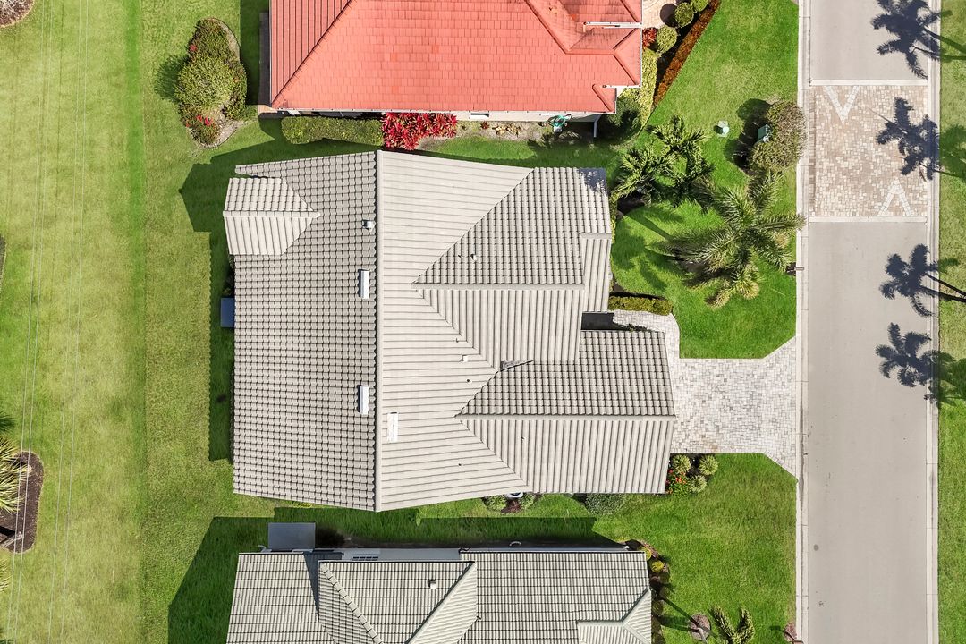 12651 Hunters Ridge Dr, Bonita Springs, FL 34135