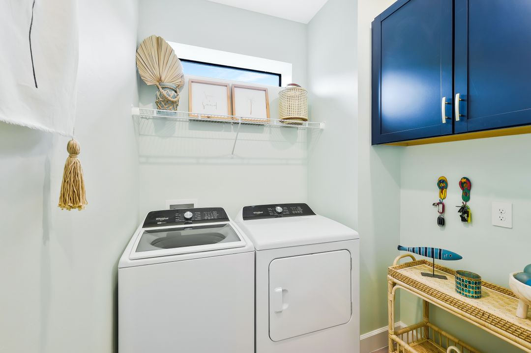 12401 Canal Grande Dr, Fort Myers, FL 33913