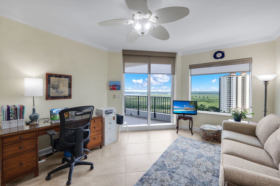 1060 Borghese Ln #1404, Naples, FL 34114