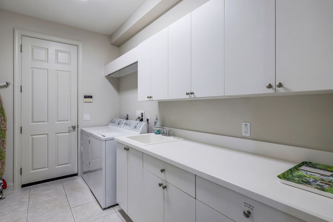 23641 Waterside Dr, Bonita Springs, FL 34134