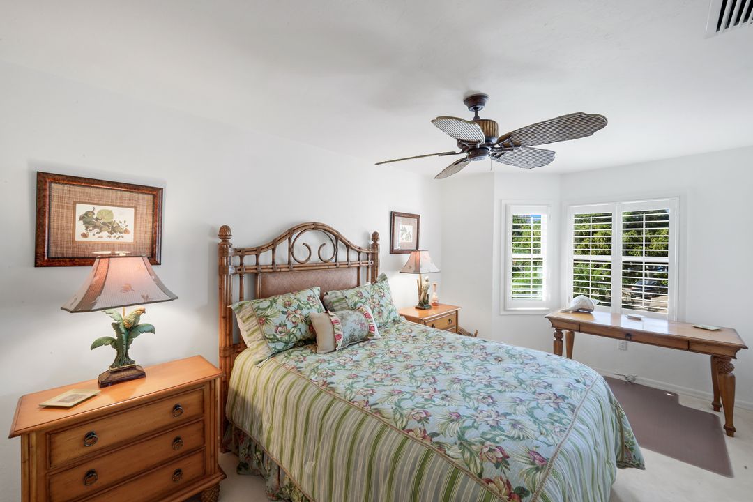 6636 Trident Way, Naples, FL 34108