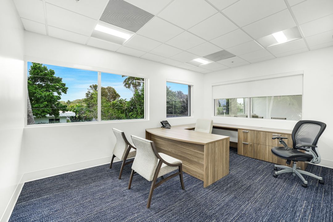 2390 Tamiami Trl N #212, Naples, FL 34103