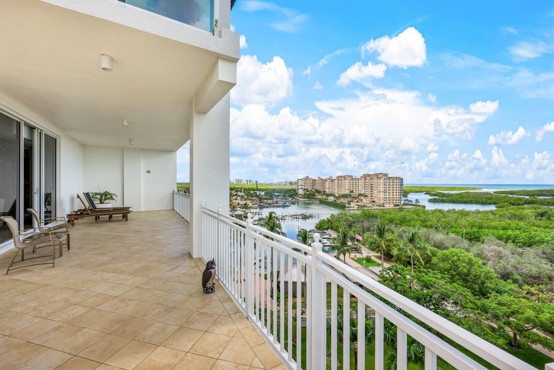 13665 Vanderbilt Dr  #501, Naples, FL 34110