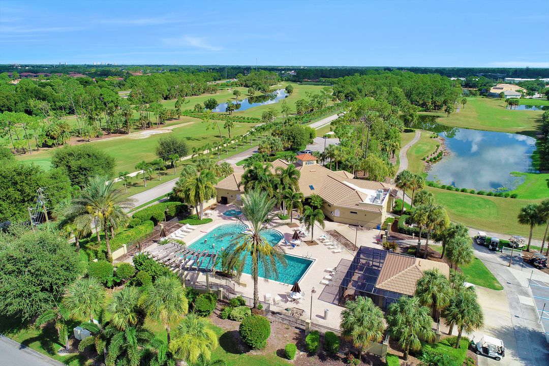 12695 Fox Ridge Dr, Bonita Springs, FL 34135