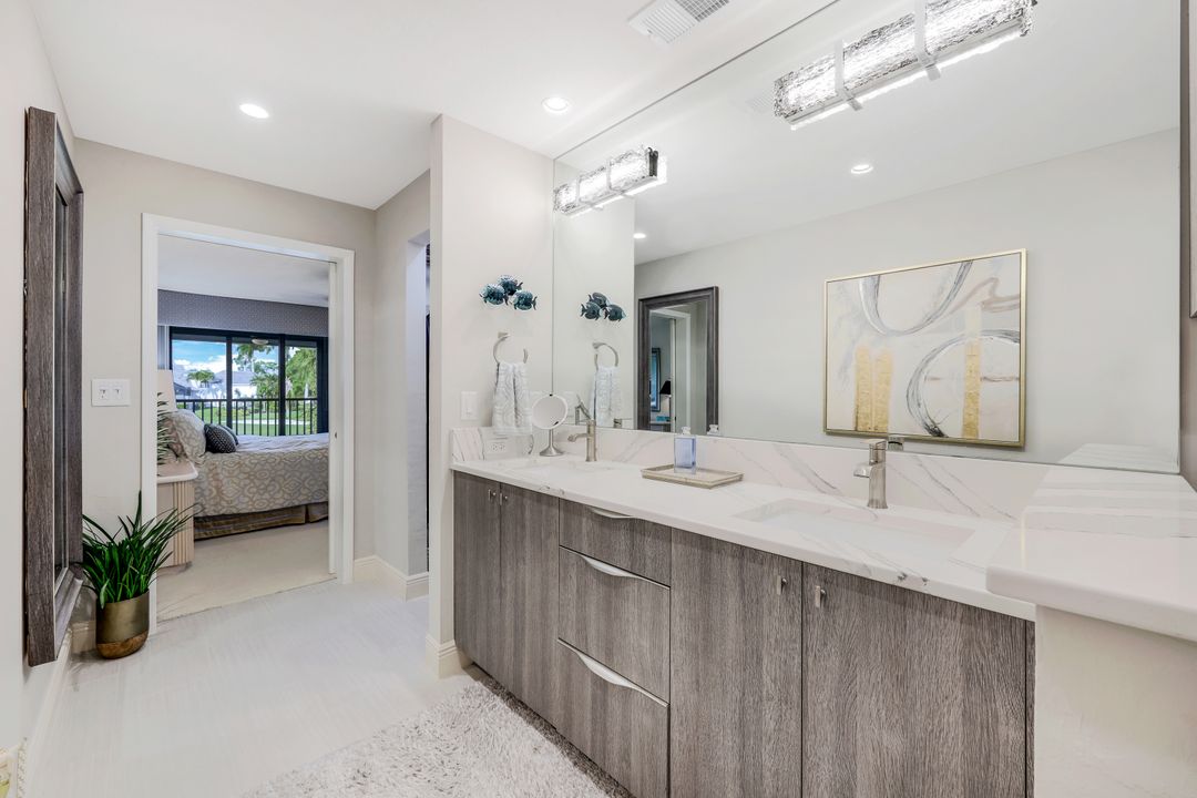 16454 Timberlakes Dr #204, Fort Myers, FL 33908