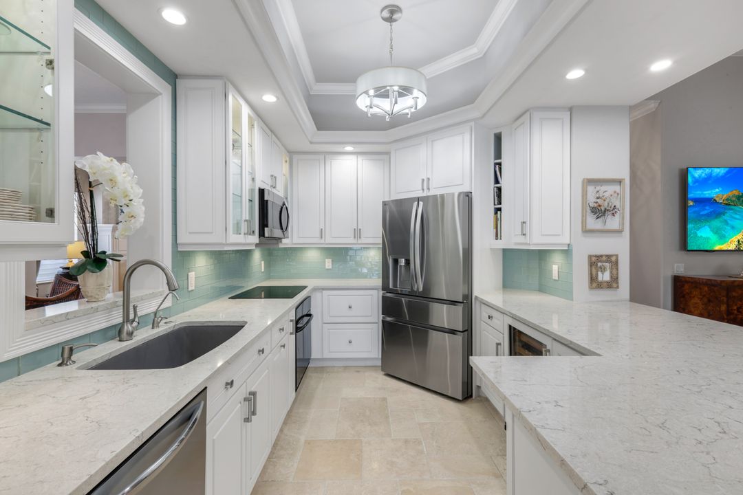2896 Hatteras Way, Naples, FL 34119