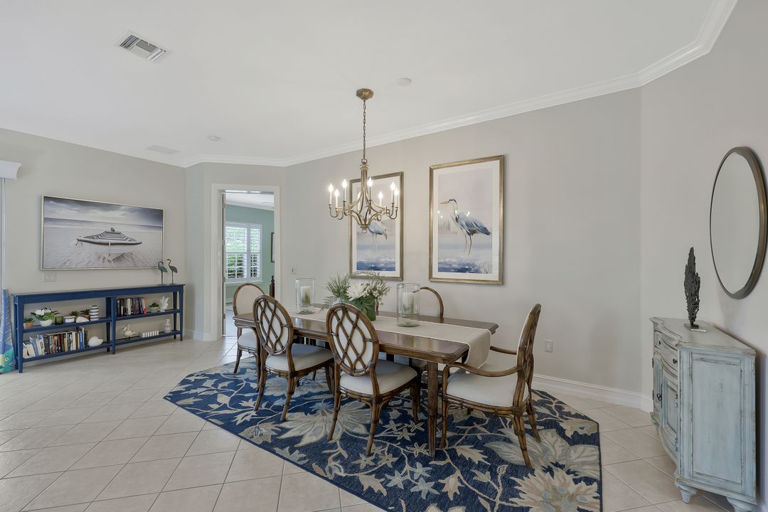 5012 Maxwell Cir #101, Naples, FL 34105