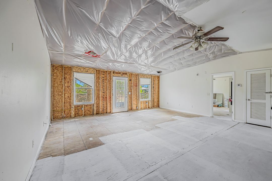 3007 14th St W, Lehigh Acres, FL 33971