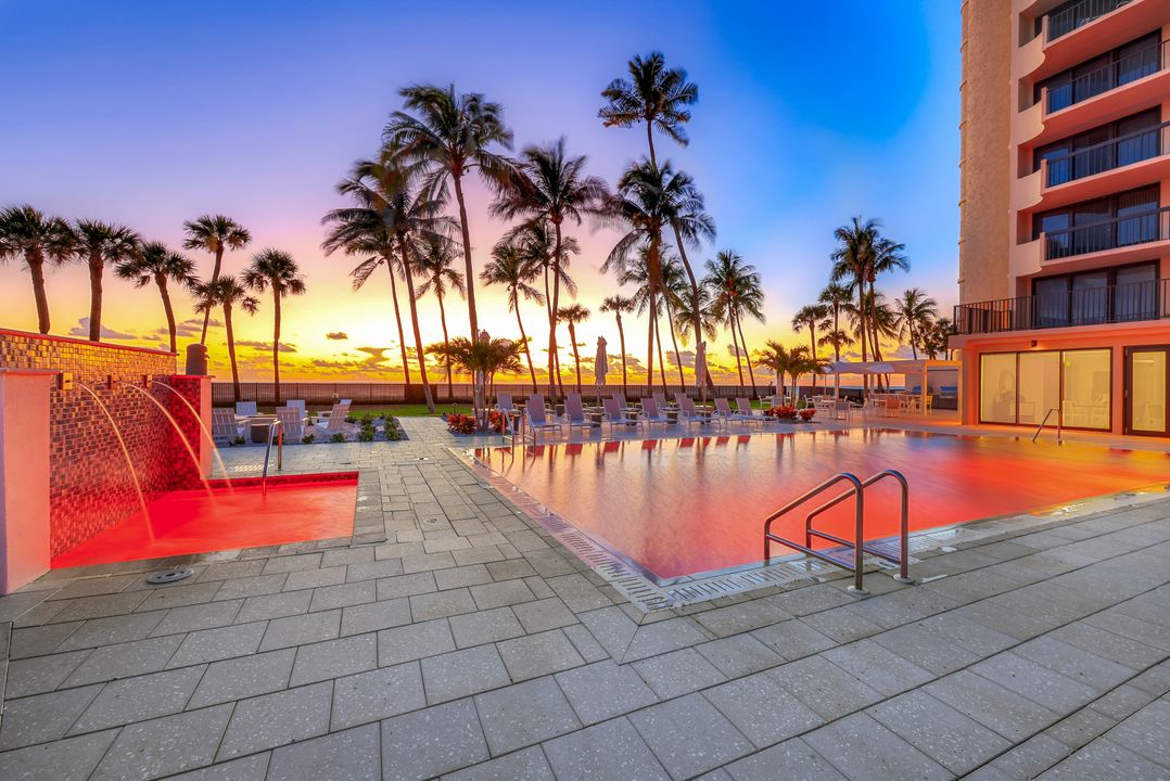 4001 Gulf Shore Blvd N #902, Naples, FL 34103