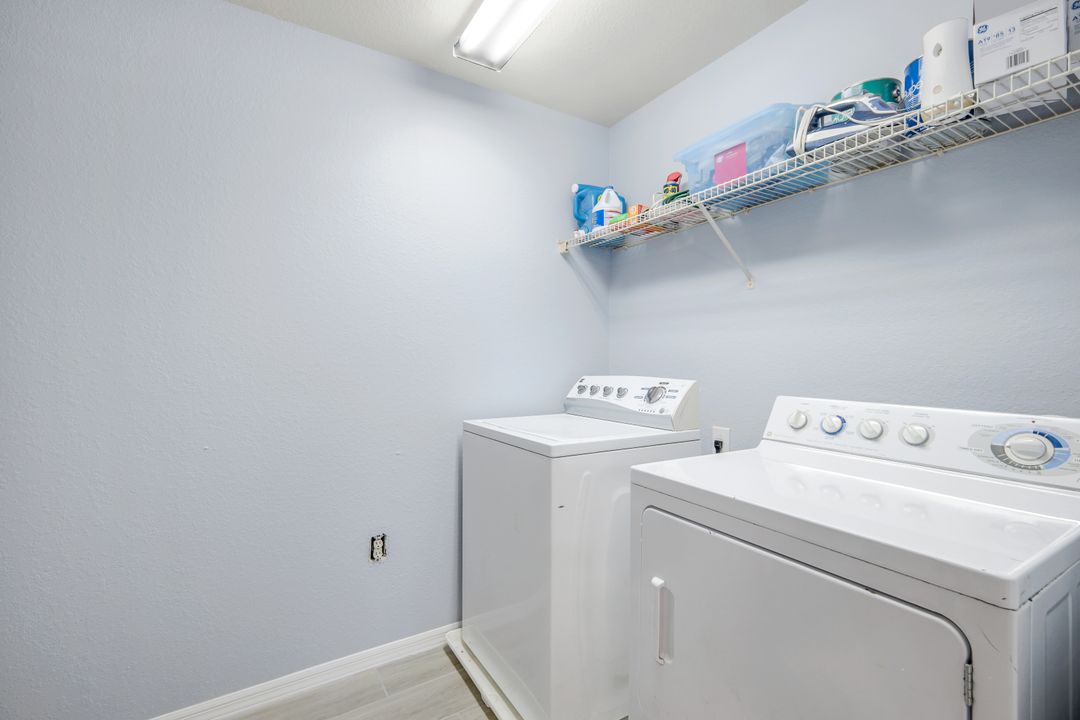 7925 Preserve Cir #325, Naples, FL 34119