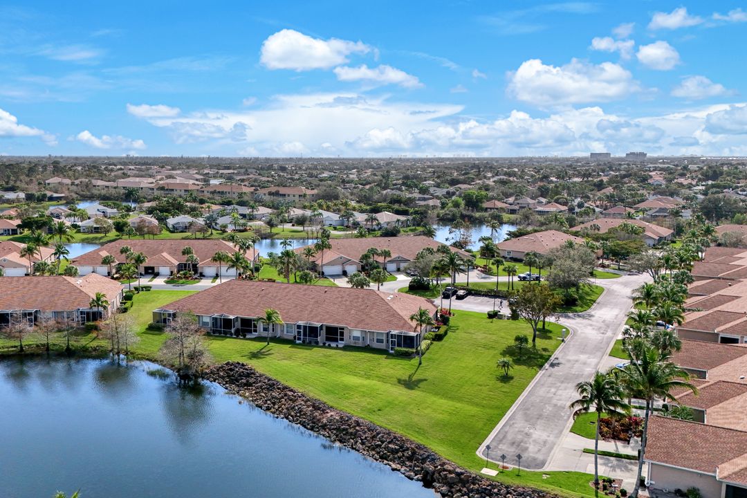 14271 Hilton Head Dr, Fort Myers, FL 33919