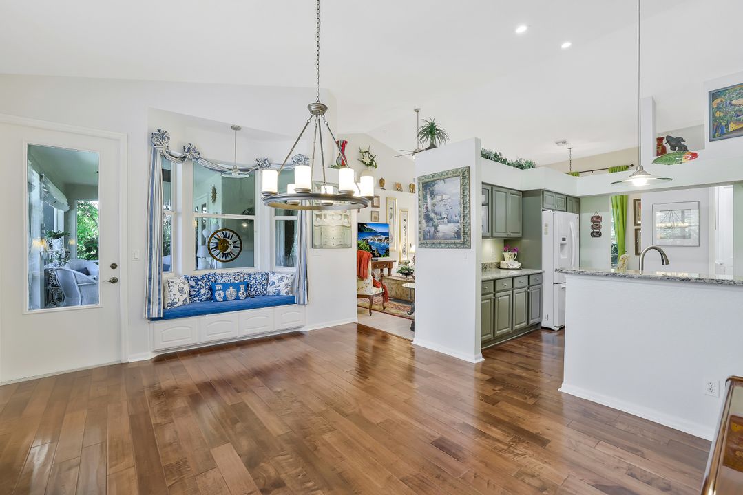 186 Muirfield Cir, Naples, FL 34113