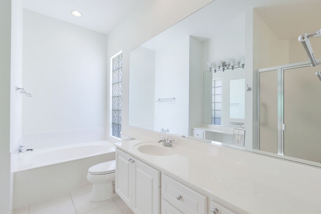 14850 Donatello Ct, Bonita Springs, FL 34135