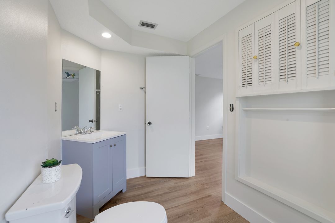 4925 Molokai Dr #16, Naples, FL 34112