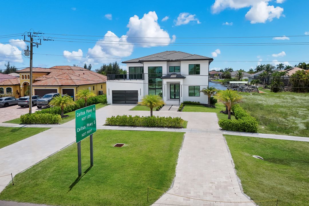 432 Burnt Store Rd S, Cape Coral, FL 33991