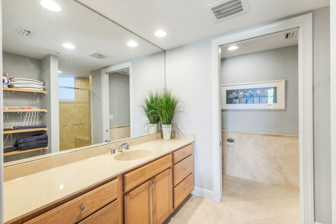 265 Indies Way #302, Naples, FL 34110