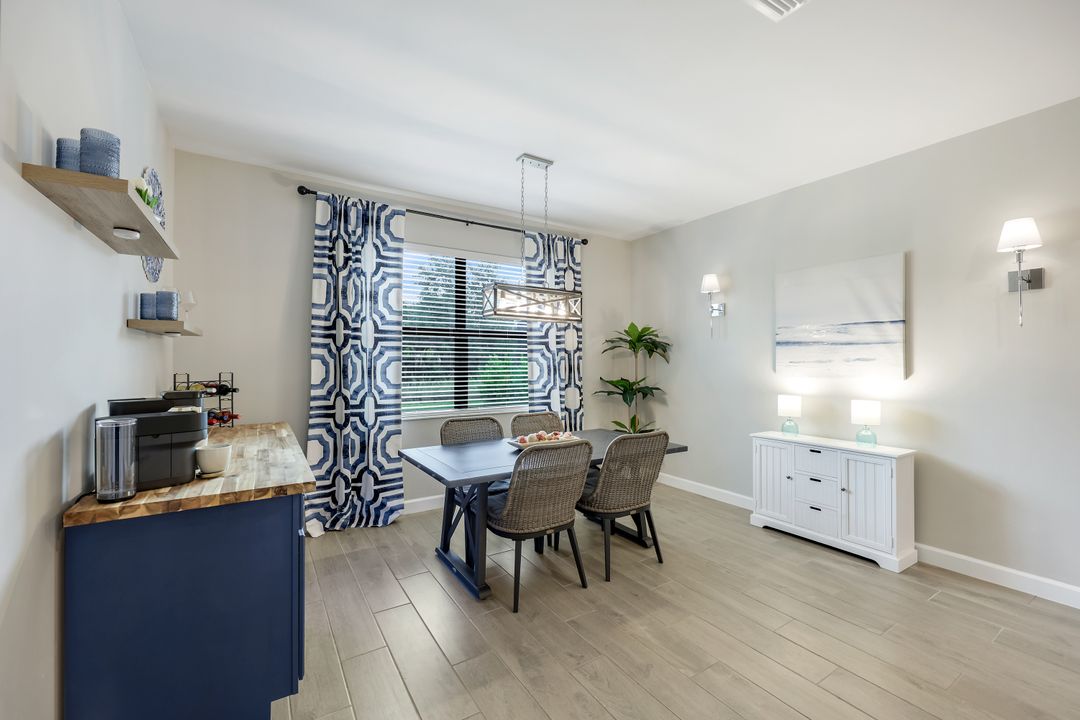 11212 Canopy Loop, Fort Myers, FL 33913