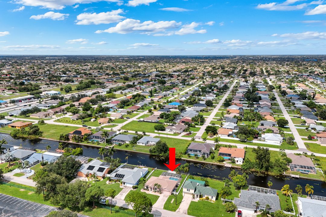 615 SW 39th Terrace, Cape Coral, FL 33914