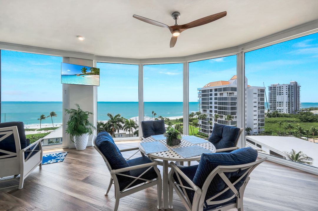 81 Seagate Dr, Naples, FL 34103