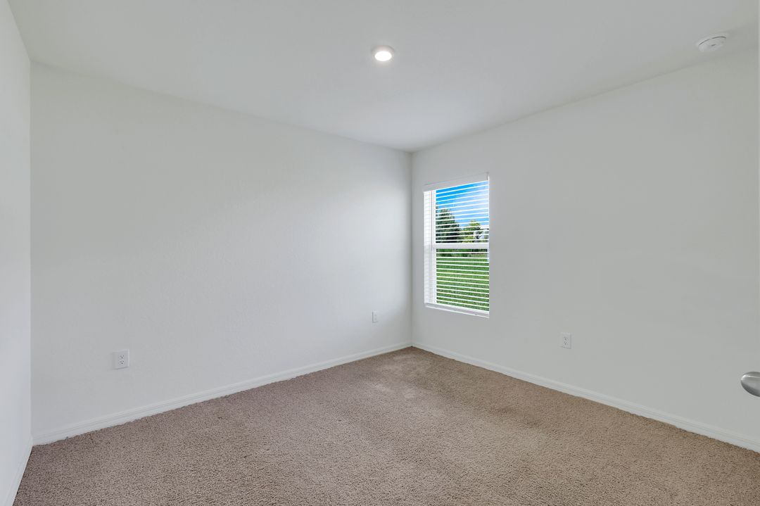 2210 SW 4th St, Cape Coral, FL 33991