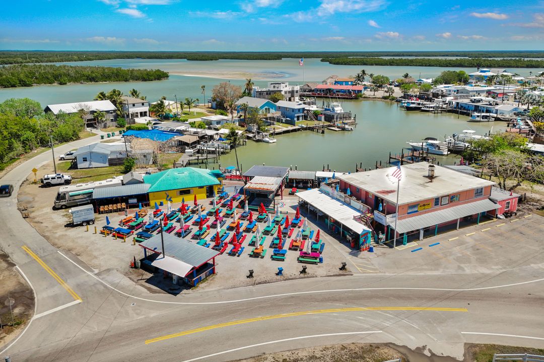 414 Papaya St #53, Goodland, FL 34140