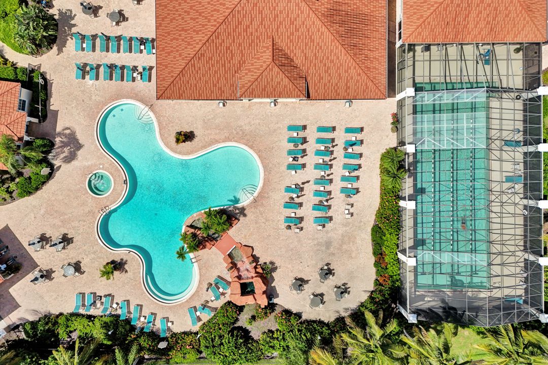 10320 Cape Roman Rd, Bonita Springs, FL 34135