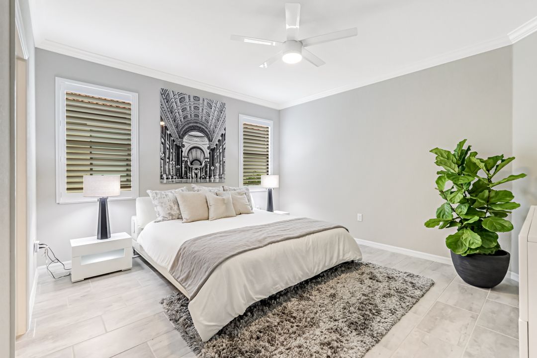 1603 Santiago Cir, Naples, FL 34113