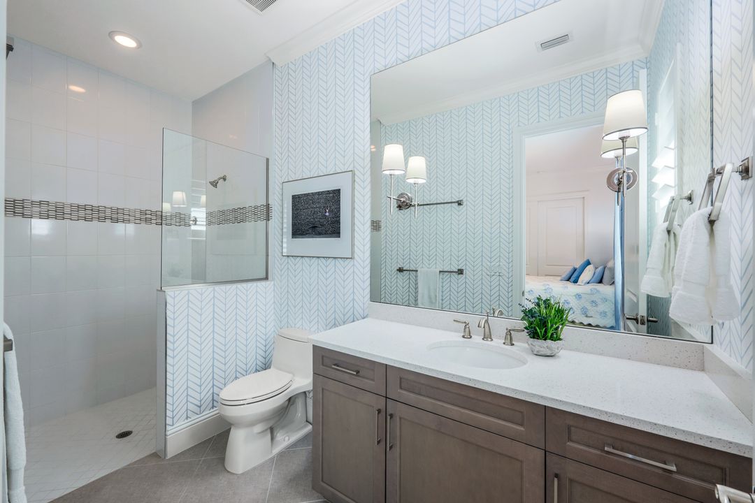 9010 Arrezo Ct, Naples, FL 34119