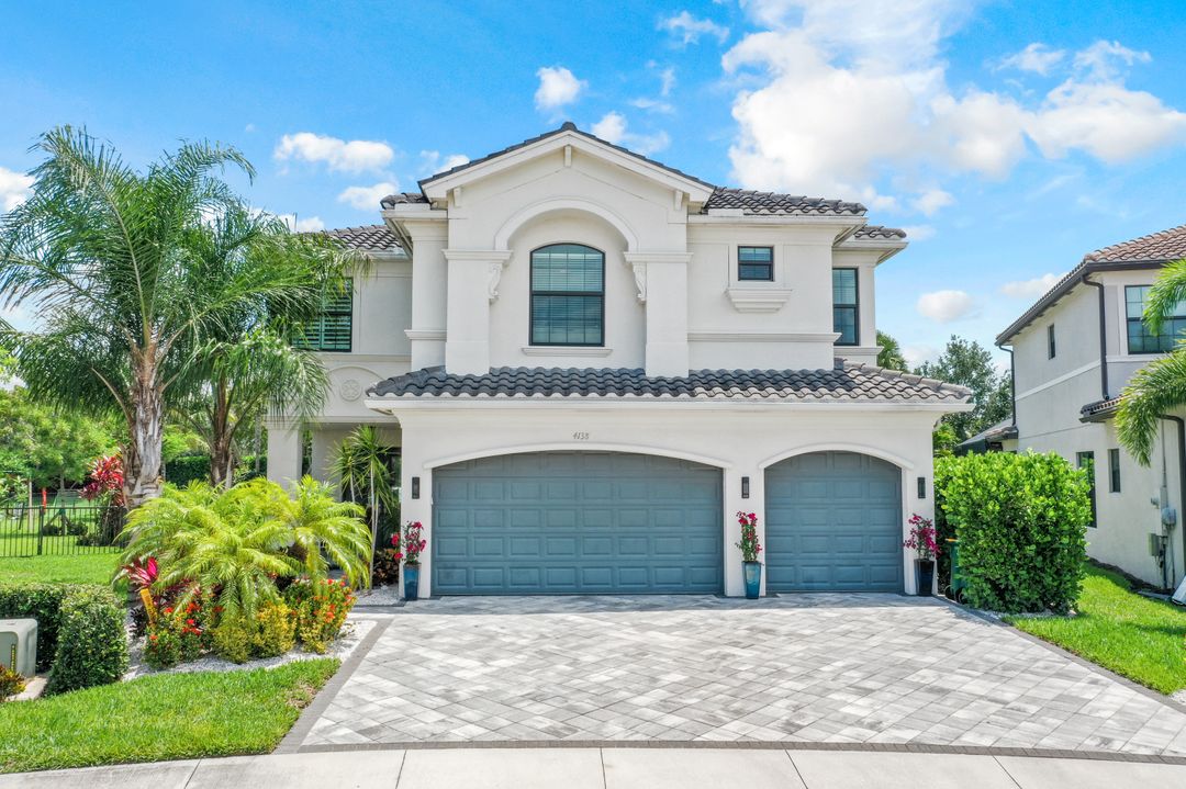 4138 Aspen Chase Dr, Naples, FL 34119