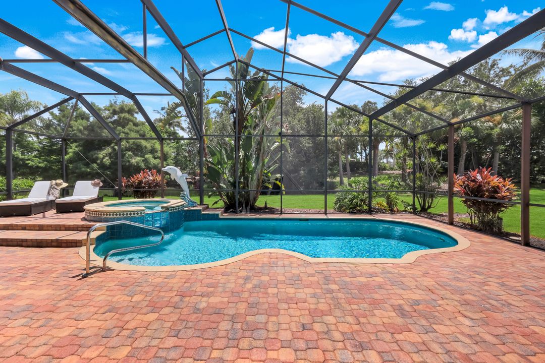 19736 Maddelena Cir, Fort Myers, FL 33967