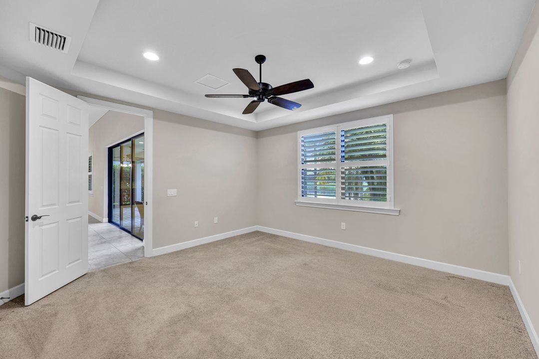 16183 Cartwright Ln, Naples, FL 34110