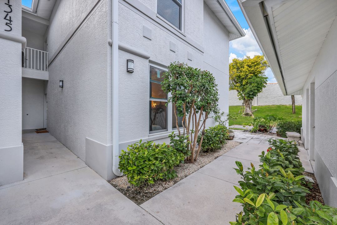 1345 Charleston Square Dr Apt 102, Naples, FL 34110