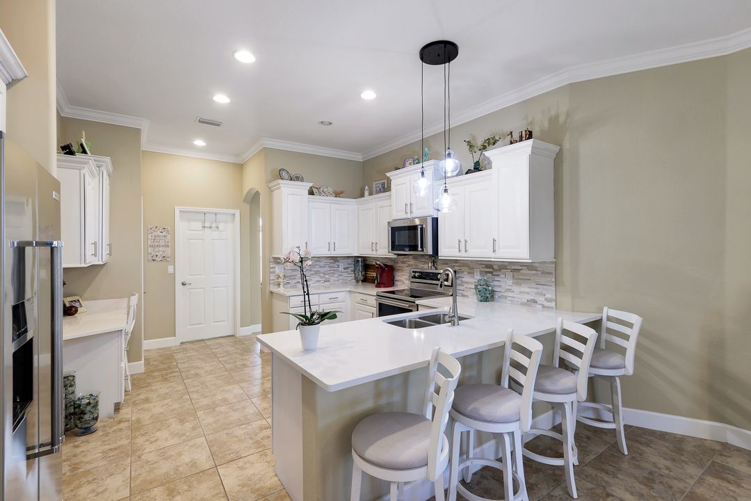 20626 Torre Del Lago St, Estero, FL 33928