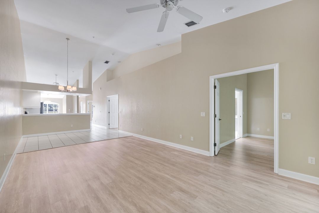 2055 Cascades Dr #6, Naples, FL 34112