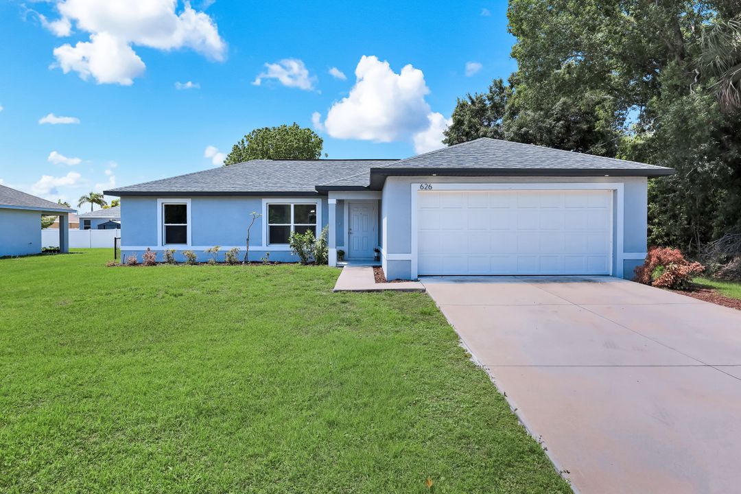 626 NW 2nd Ln, Cape Coral, FL 33993