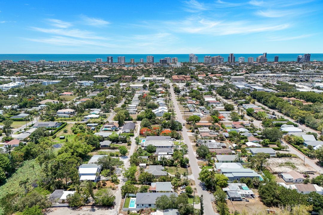 1312 Trail Terrace Dr, Naples, FL 34103