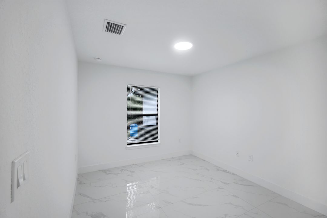 1102 Edison Ave, Lehigh Acres, FL 33972