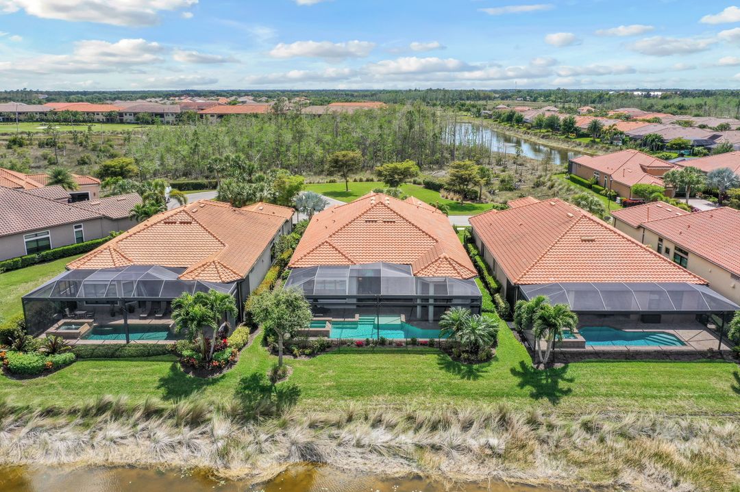 8828 Savona Ct, Naples, FL 34119