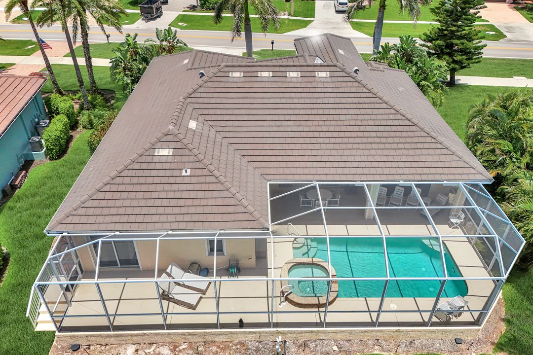 628 Hernando Dr, Marco Island, FL 34145