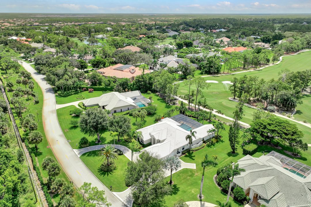 4624 Pond Apple Dr N, Naples, FL 34119