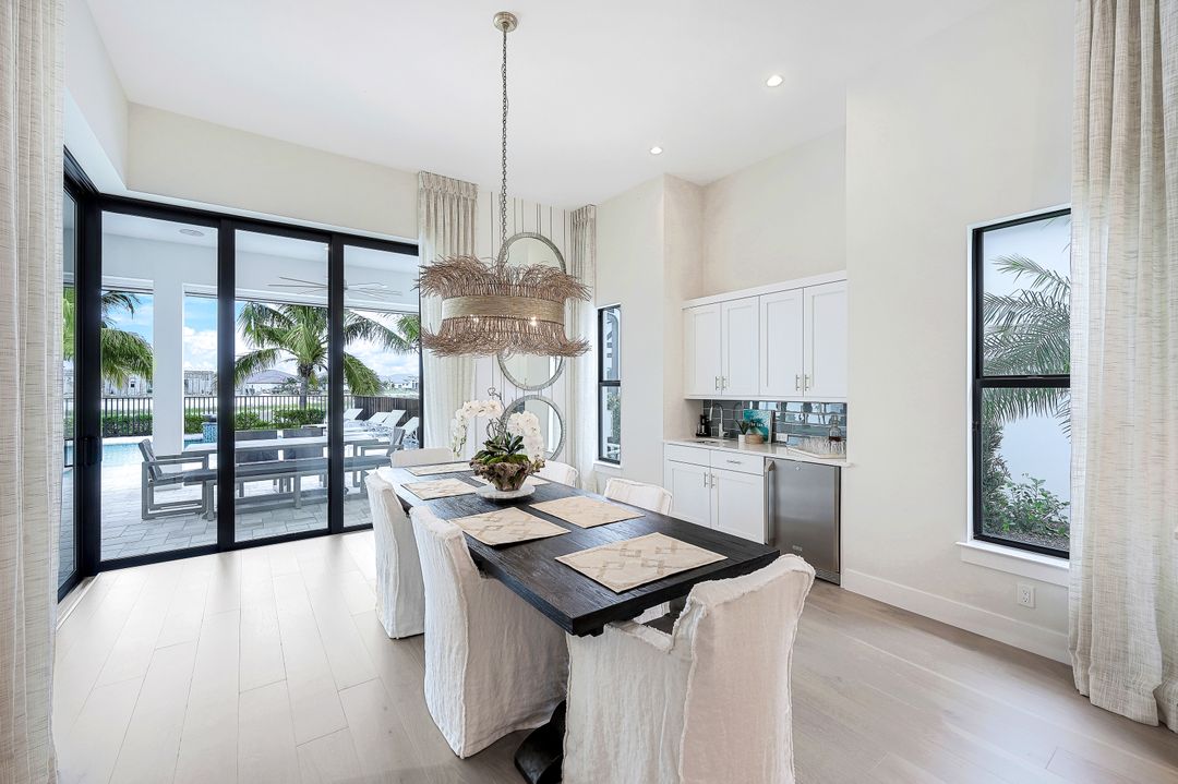 10461 Trevi Isle Wy, Miromar Lakes, FL 33913