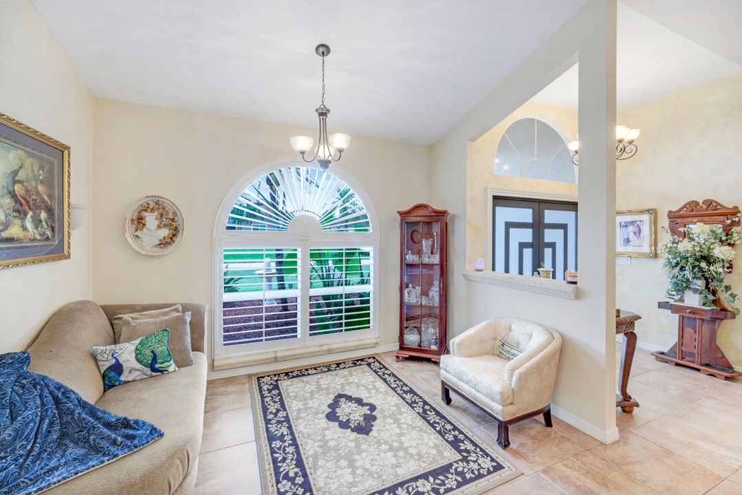 2310 SW 53rd St, Cape Coral, FL 33914