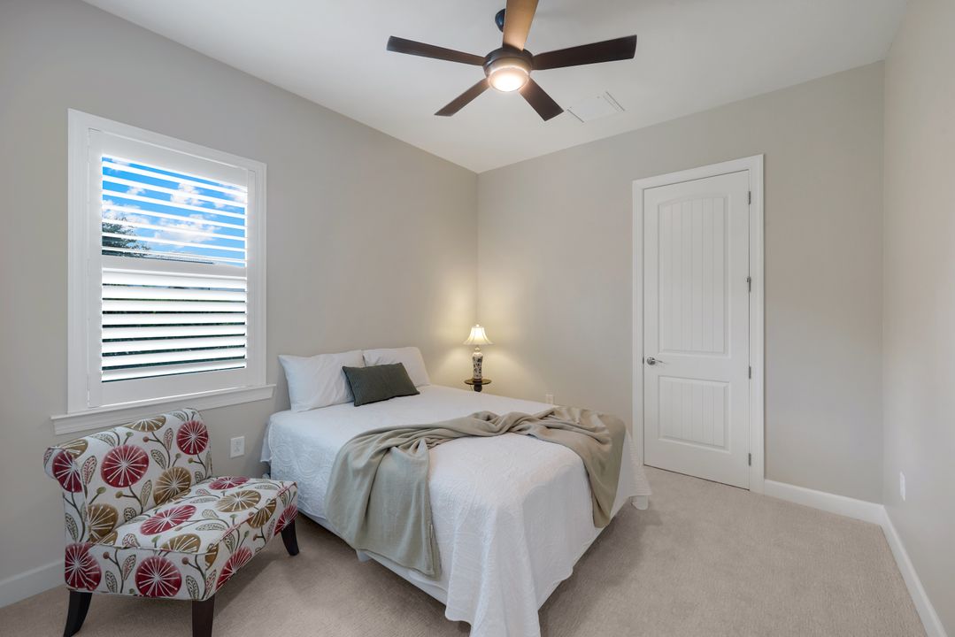 9151 Snowy Owl Wy, Naples, FL 34120