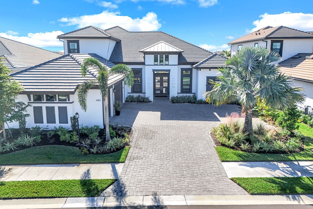 11401 Venetian Lagoon Dr, Fort Myers, FL 33913