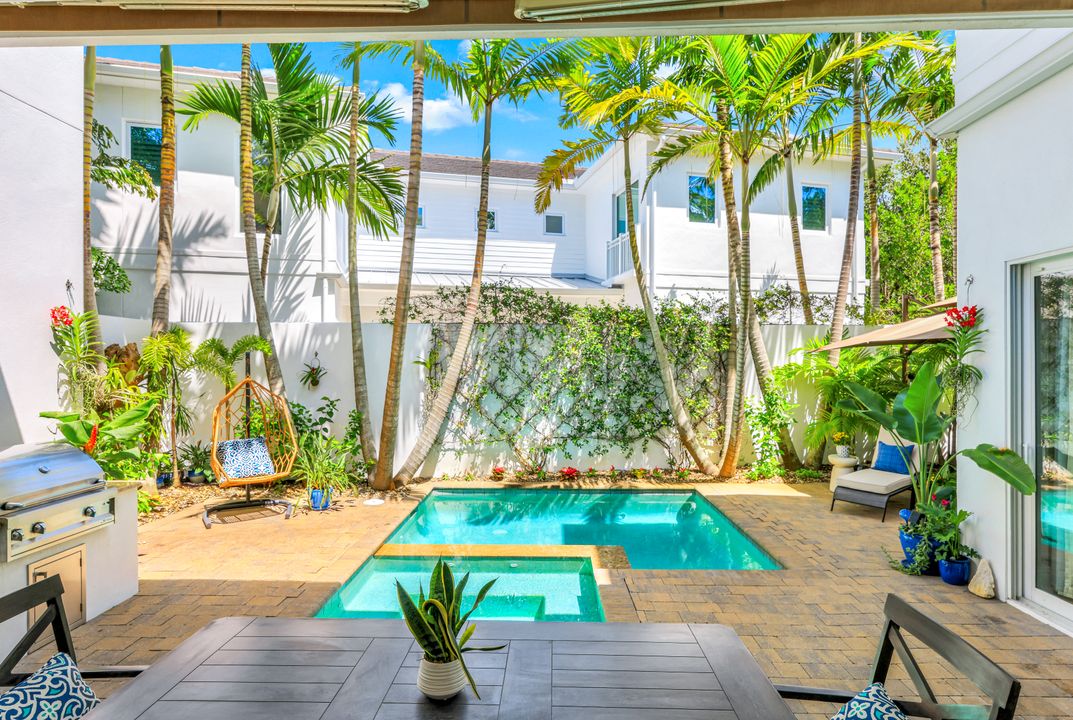 9161 Mercato Way, Naples, FL 34108