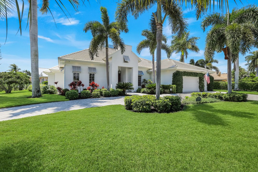 524 Turtle Hatch Ln, Naples, FL 34103