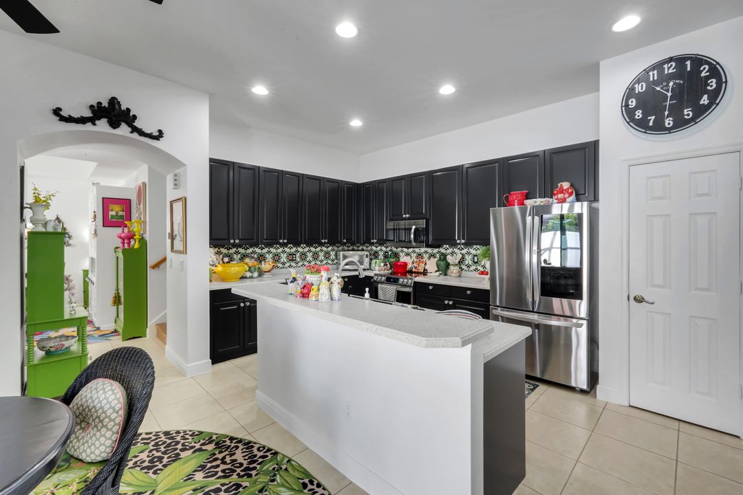 13963 Avon Park Cir, Fort Myers, FL 33912