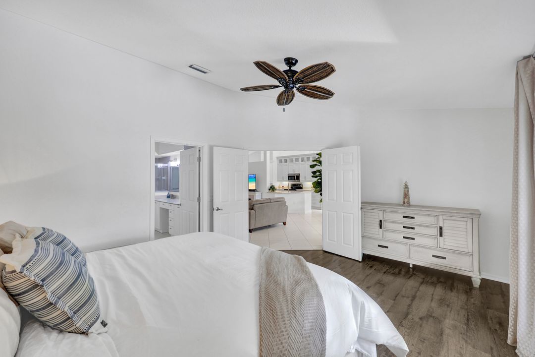 5600 Northboro Dr #201, Naples, FL 34110