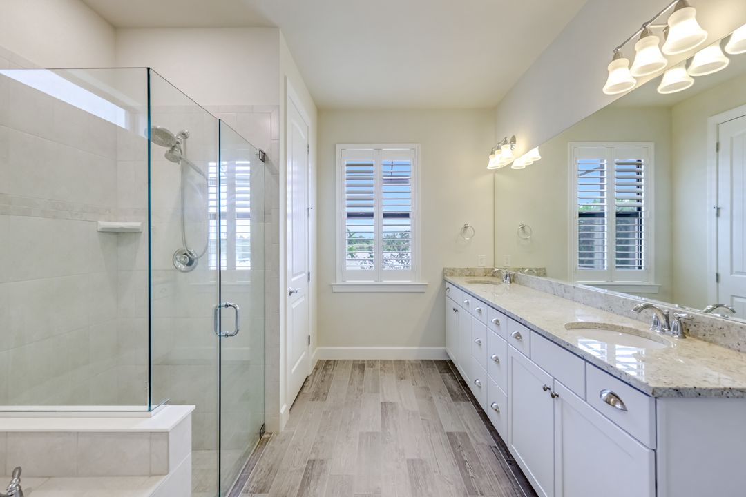 17146 Ashcomb Wy, Estero, FL 33928
