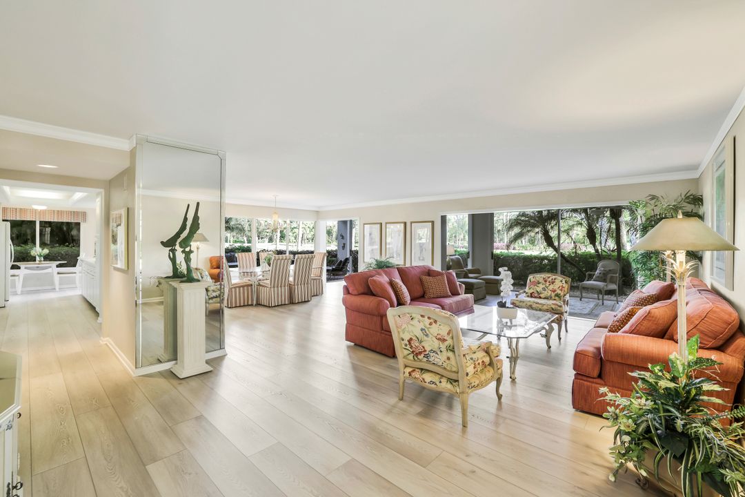 1111 Wildwood Ln, Naples, FL 34105